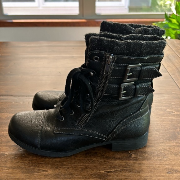 UNR8ED Women's Black Nirvana Combat Boots Size 7.5M - Picture 3 of 6